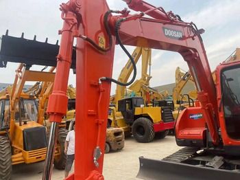 Мини-экскаватор Doosan DX80: фото 4