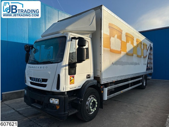 Грузовик с закрытым кузовом IVECO
