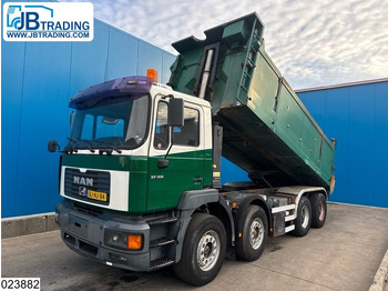 Самосвал MAN