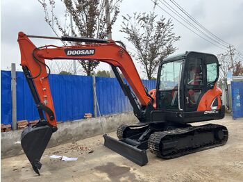 Мини-экскаватор DOOSAN DX60