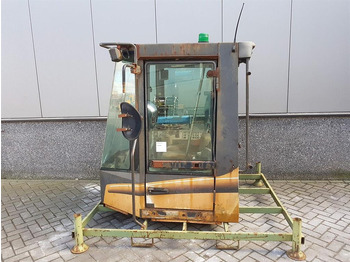 Case 821C / 921C - Cabin/Kabine/Cabine в лизинг Case 821C / 921C - Cabin/Kabine/Cabine: фото 2 Case 821C / 921C - Cabin/Kabine/Cabine в лизинг Case 821C / 921C - Cabin/Kabine/Cabine: фото 2