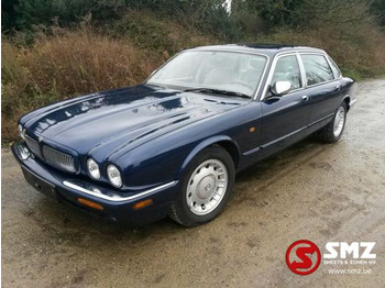 Легковой автомобиль JAGUAR