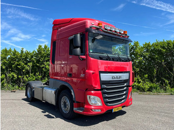 Тягач DAF XF 460