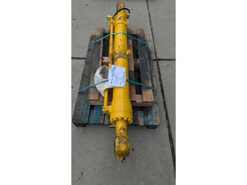 Гусеничный экскаватор KOMATSU PC210LC-10