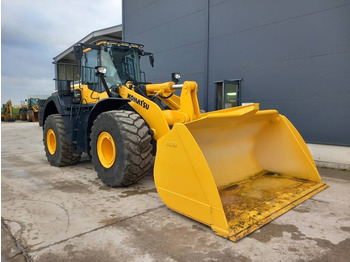 Колёсный погрузчик KOMATSU WA480