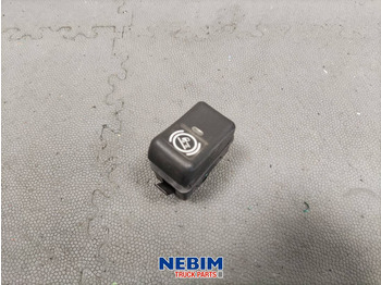 : фото в шапке страницы