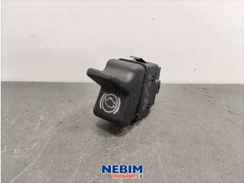 : фото в шапке страницы