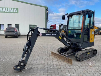 Мини-экскаватор VOLVO EC18E