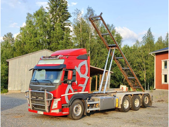 Грузовик-контейнеровоз/ Сменный кузов VOLVO FM 500