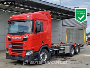 Грузовик-контейнеровоз/ Сменный кузов SCANIA R 520