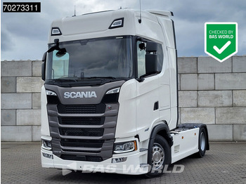 Тягач SCANIA S
