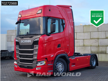 Тягач SCANIA S