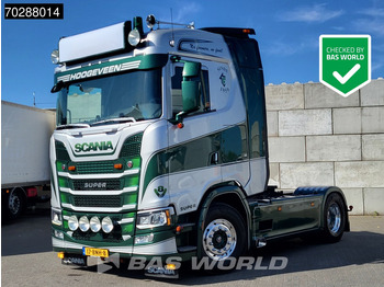 Тягач SCANIA S 520