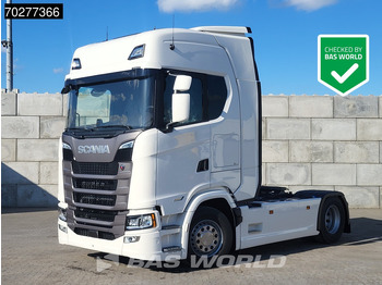 Тягач SCANIA S