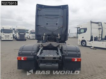 Тягач Mercedes-Benz Actros 1851 4X2 BigSpace 2x Tanks: фото 3