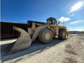 Колёсный погрузчик KOMATSU WA600