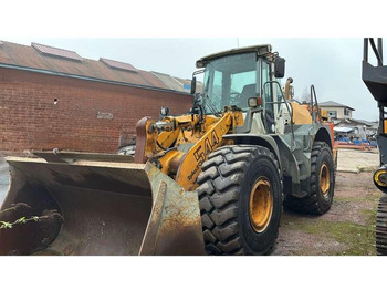 Колёсный погрузчик LIEBHERR L 544