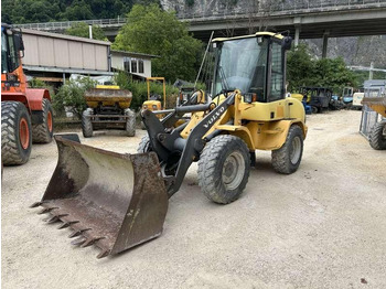 Колёсный погрузчик VOLVO L30