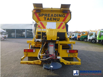 Снегоуборочная машина Scania P114-340 CB 6X6 RHD gritter / snow plough: фото 5