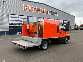 : фото в шапке страницы