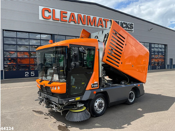 Подметально-уборочная машина RAVO