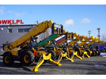 Колёсный погрузчик JCB