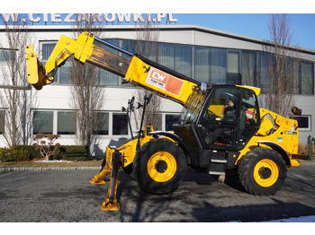 Колёсный погрузчик JCB