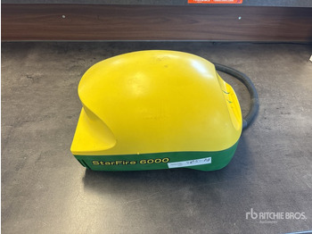 Трактор JOHN DEERE 8320R