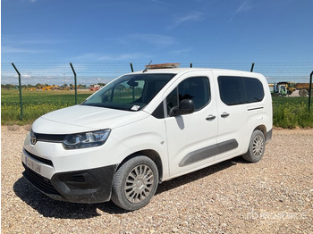 Микроавтобус TOYOTA Proace
