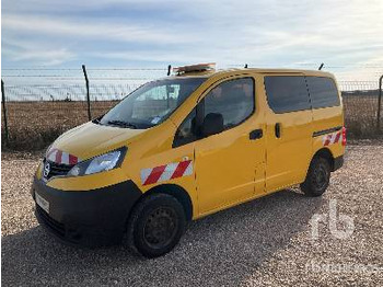 Легковой автомобиль NISSAN