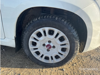 Легковой автомобиль Fiat Panda Automobile: фото 4