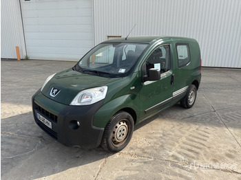 Лёгкий коммерческий автомобиль PEUGEOT