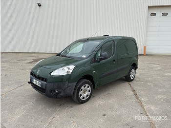 Лёгкий коммерческий автомобиль PEUGEOT Partner