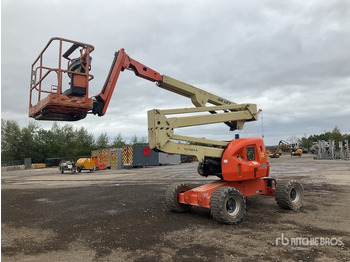 Коленчатый подъемник JLG