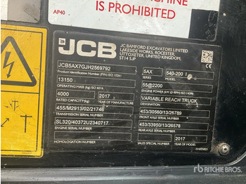 Телескопический погрузчик JCB
