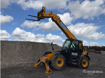 Телескопический погрузчик JCB