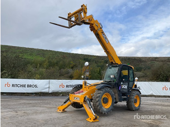 Телескопический погрузчик JCB