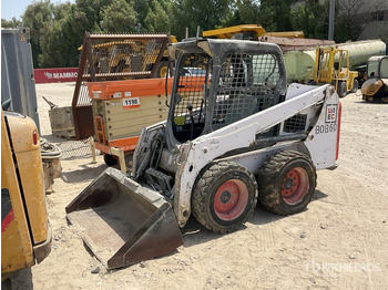 Мини-погрузчик с бортовым поворотом BOBCAT S450