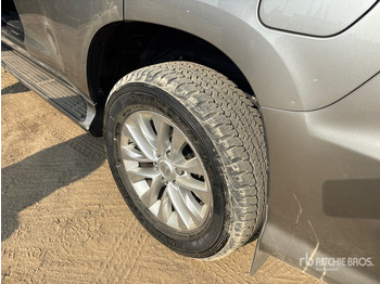 Внедорожник 2020 Lexus GX460 4WD SUV: фото 4