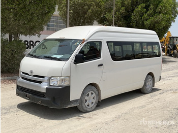 Автобус TOYOTA