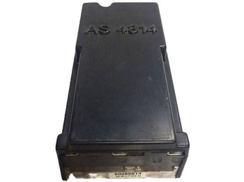 : фото в шапке страницы