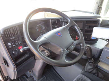 Тягач Scania P420: фото 3