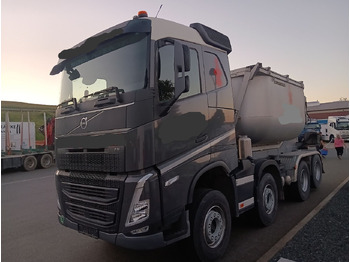 Самосвал VOLVO FH 500