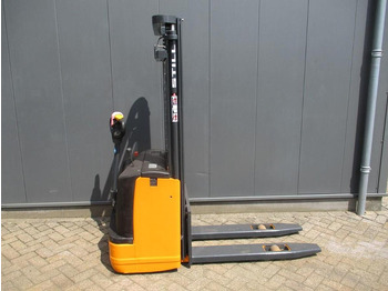 Штабелер STILL