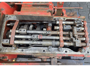 Коробка передач Skrzynia biegów, tylny most Case 1255 XL: фото 3 Коробка передач Skrzynia biegów, tylny most Case 1255 XL: фото 3