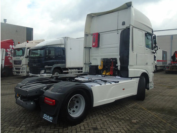 Тягач DAF XF 460 + EURO 6 + SSC: фото 5 Тягач DAF XF 460 + EURO 6 + SSC: фото 5