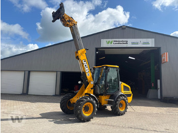 Колёсный погрузчик JCB TM220