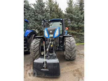 Трактор NEW HOLLAND T8