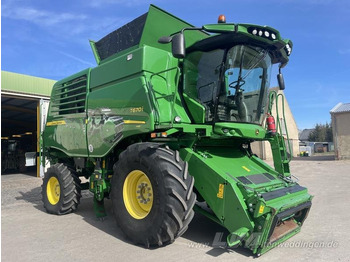 Зерноуборочный комбайн JOHN DEERE T670