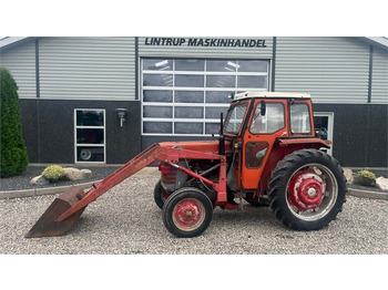 Трактор MASSEY FERGUSON 100 series